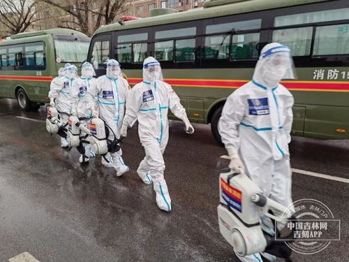 直击 疫情处置专业队进入吉林市最大批发市场全面消杀